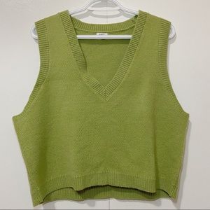 GARAGE GREEN V-NECK CROPPED SWEATER VEST SIZE XL